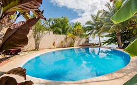 Seaak Cancun Rentals